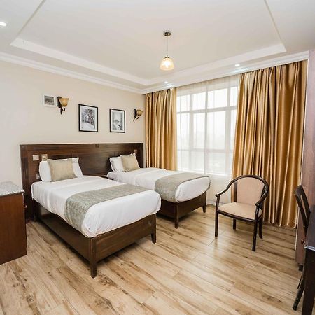 Hemak Suites Hotel Nairobi Bagian luar foto