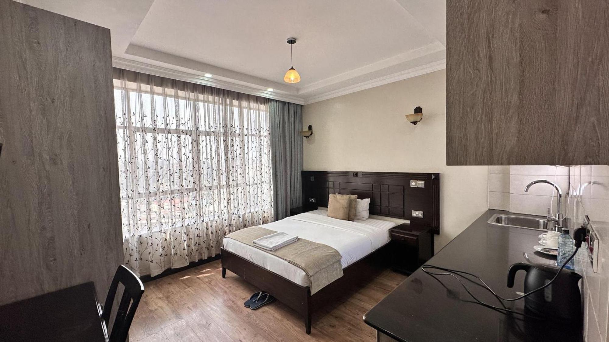 Hemak Suites Hotel Nairobi Bagian luar foto