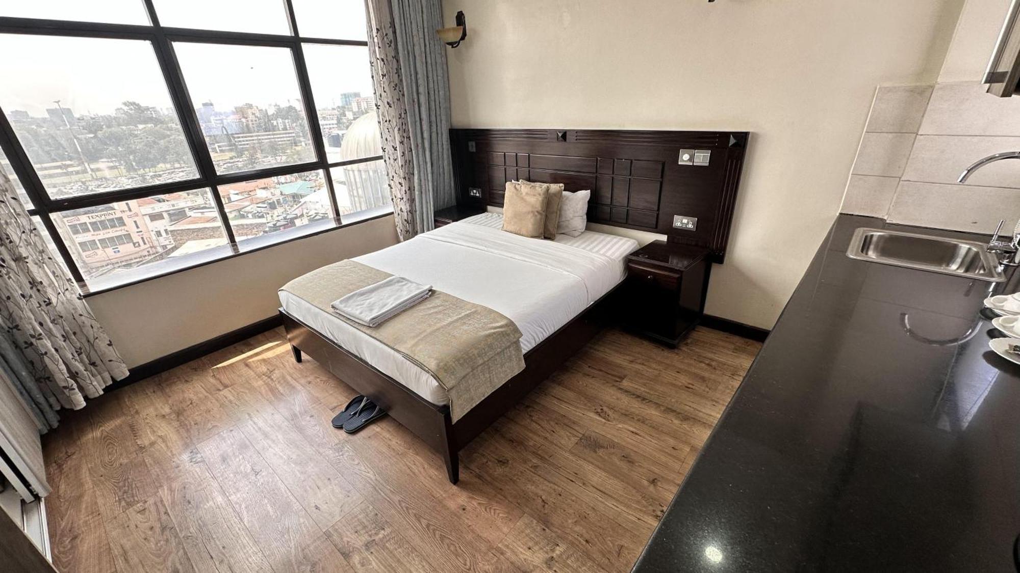 Hemak Suites Hotel Nairobi Bagian luar foto