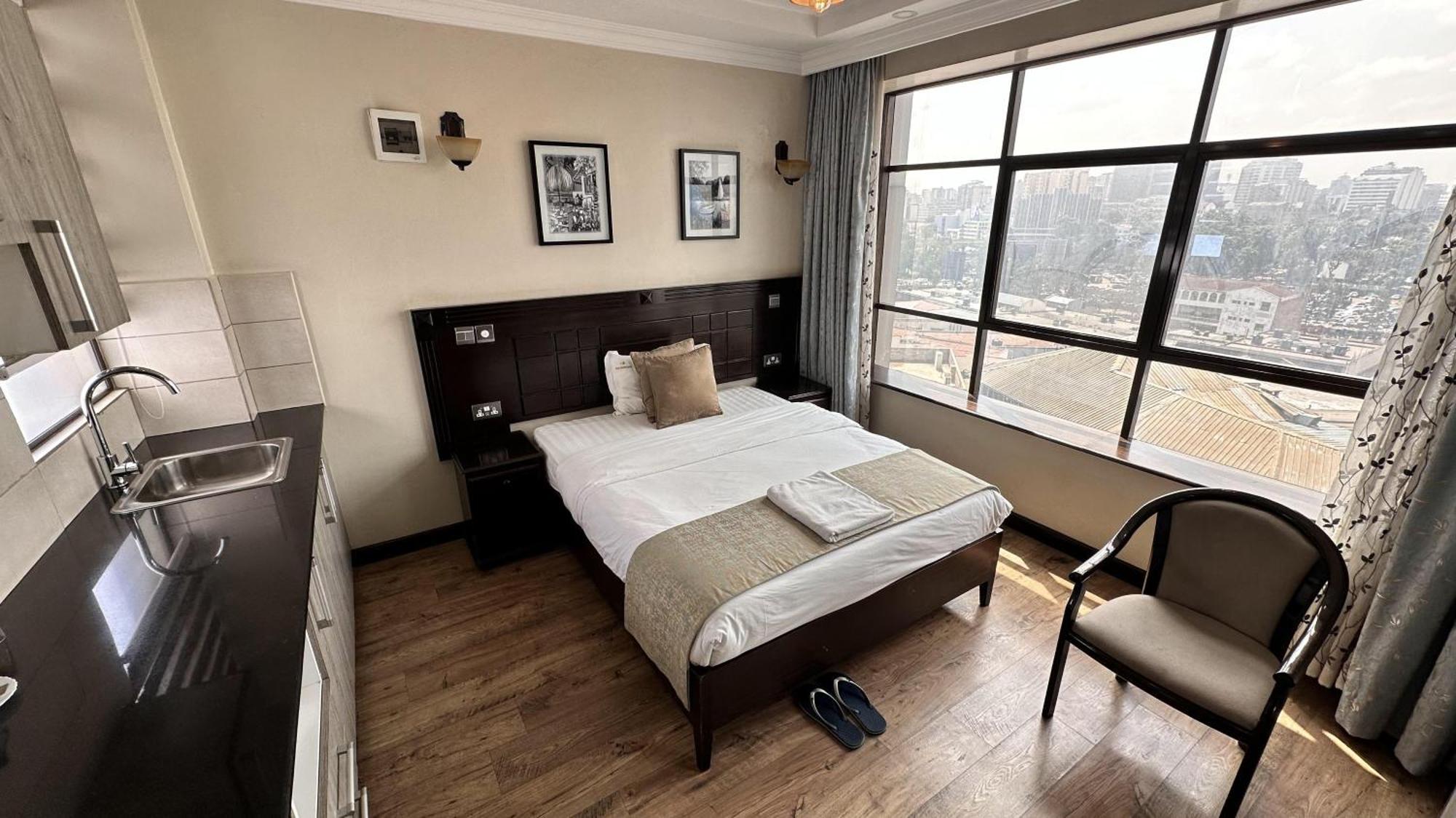 Hemak Suites Hotel Nairobi Bagian luar foto