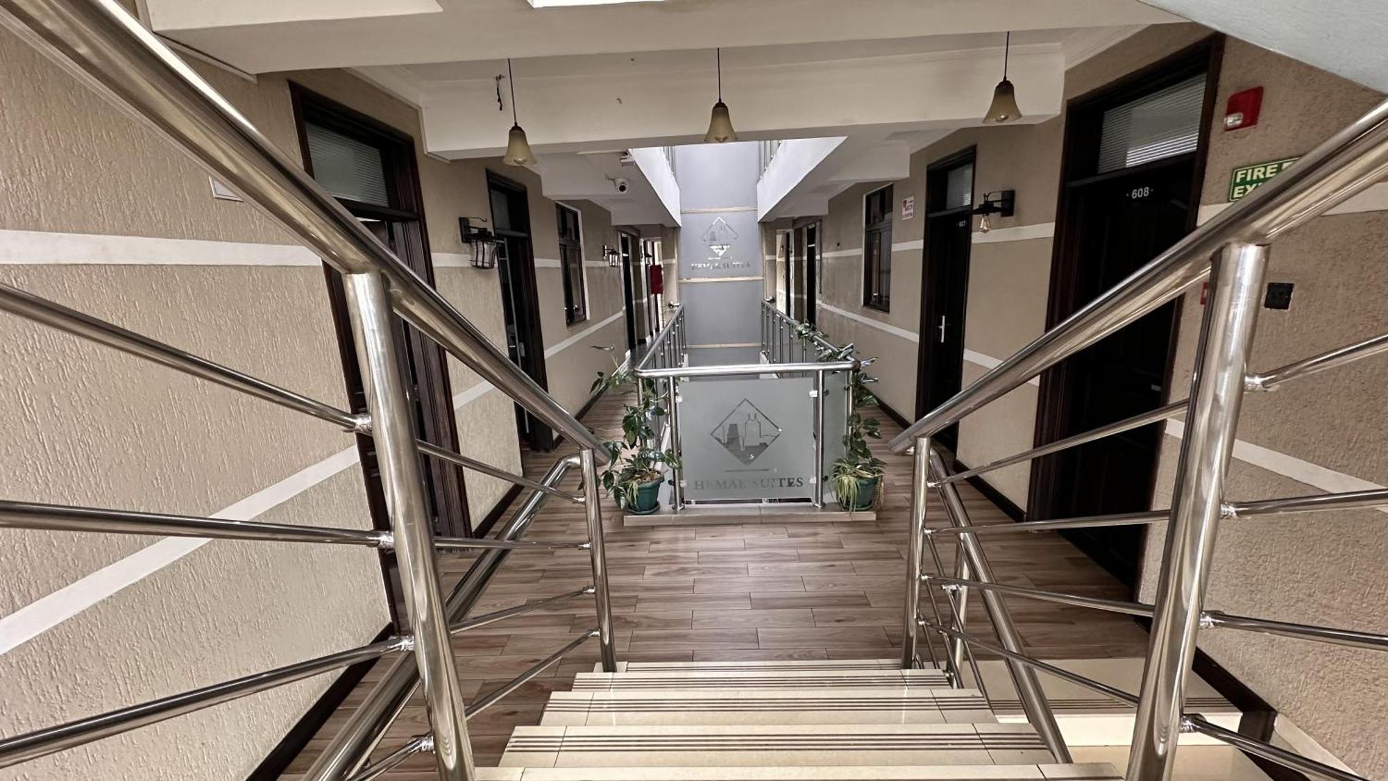 Hemak Suites Hotel Nairobi Bagian luar foto