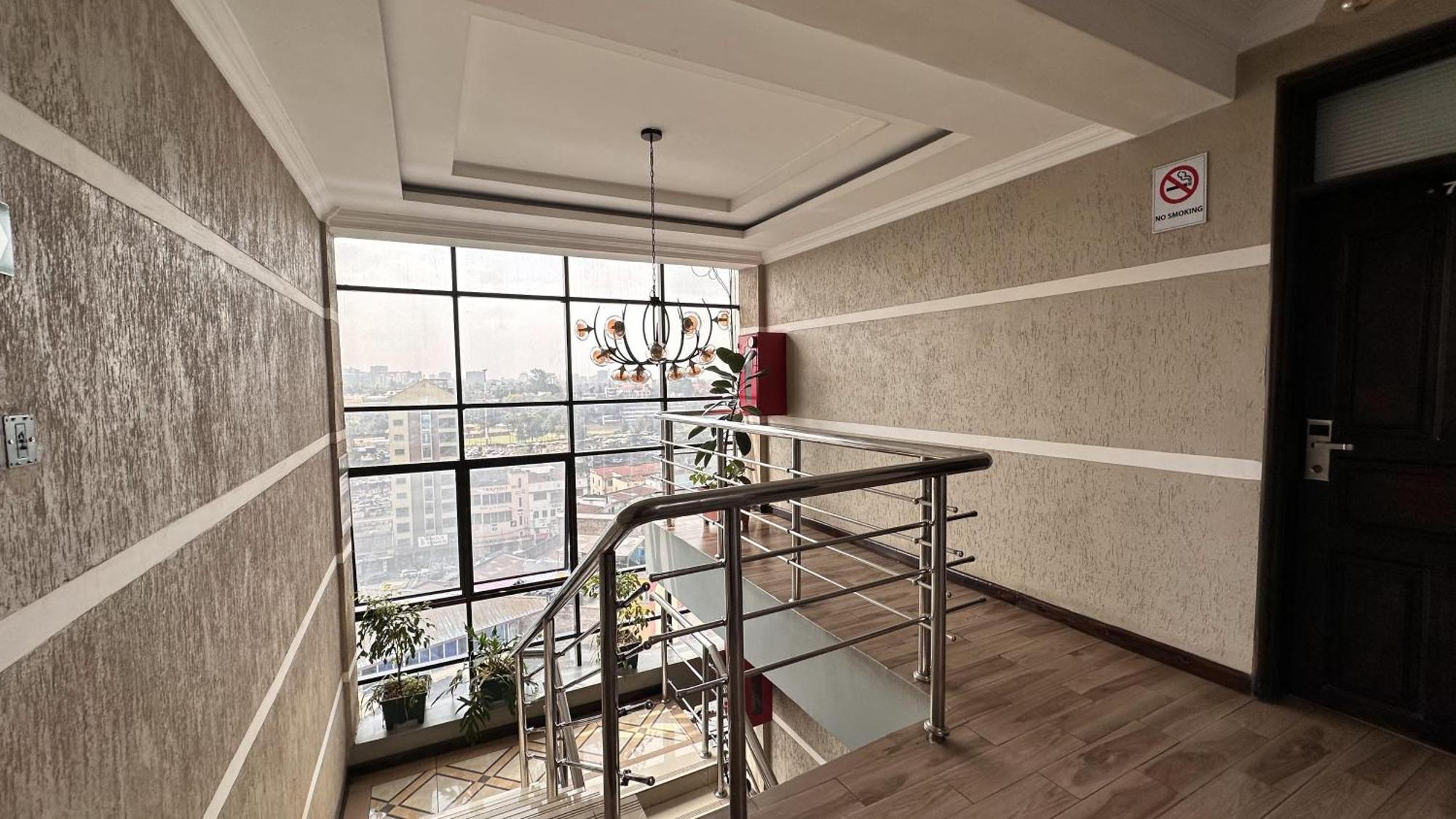Hemak Suites Hotel Nairobi Bagian luar foto