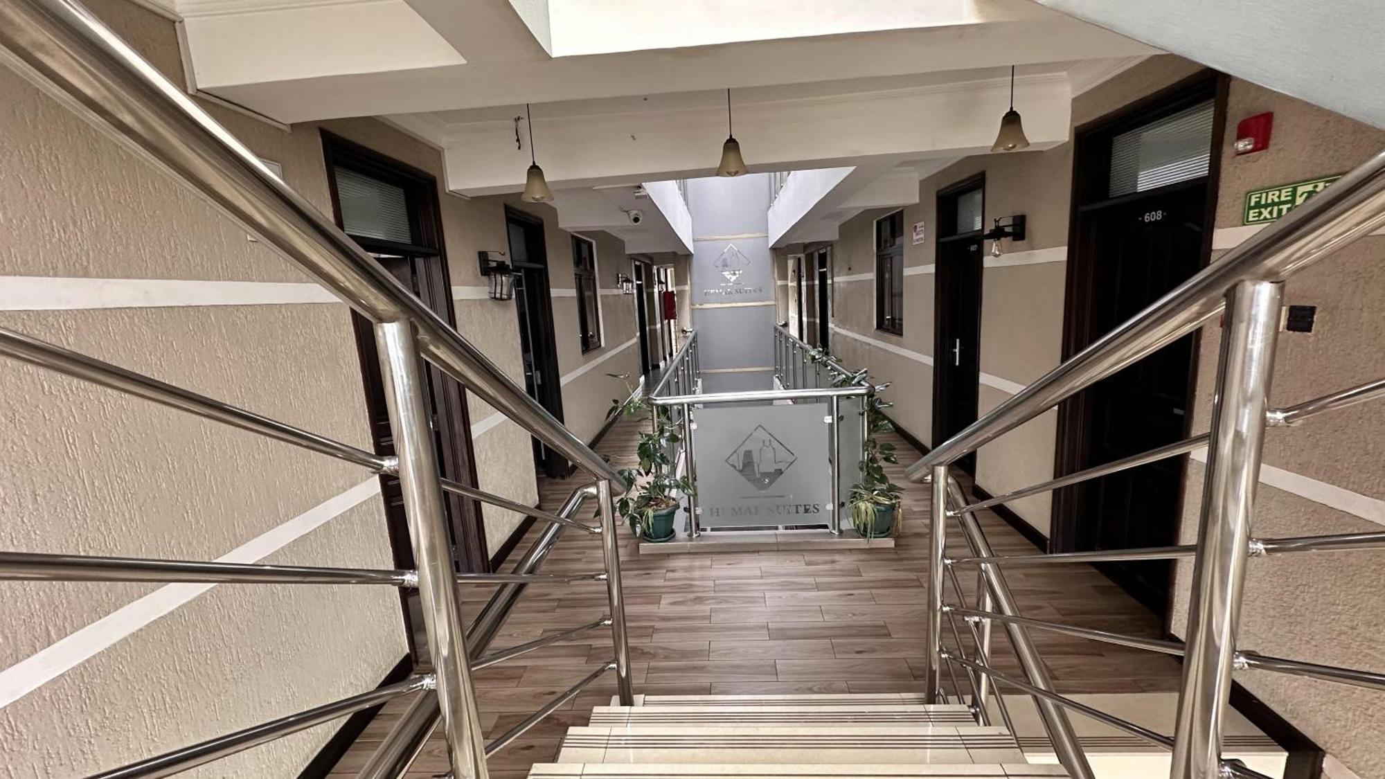 Hemak Suites Hotel Nairobi Bagian luar foto
