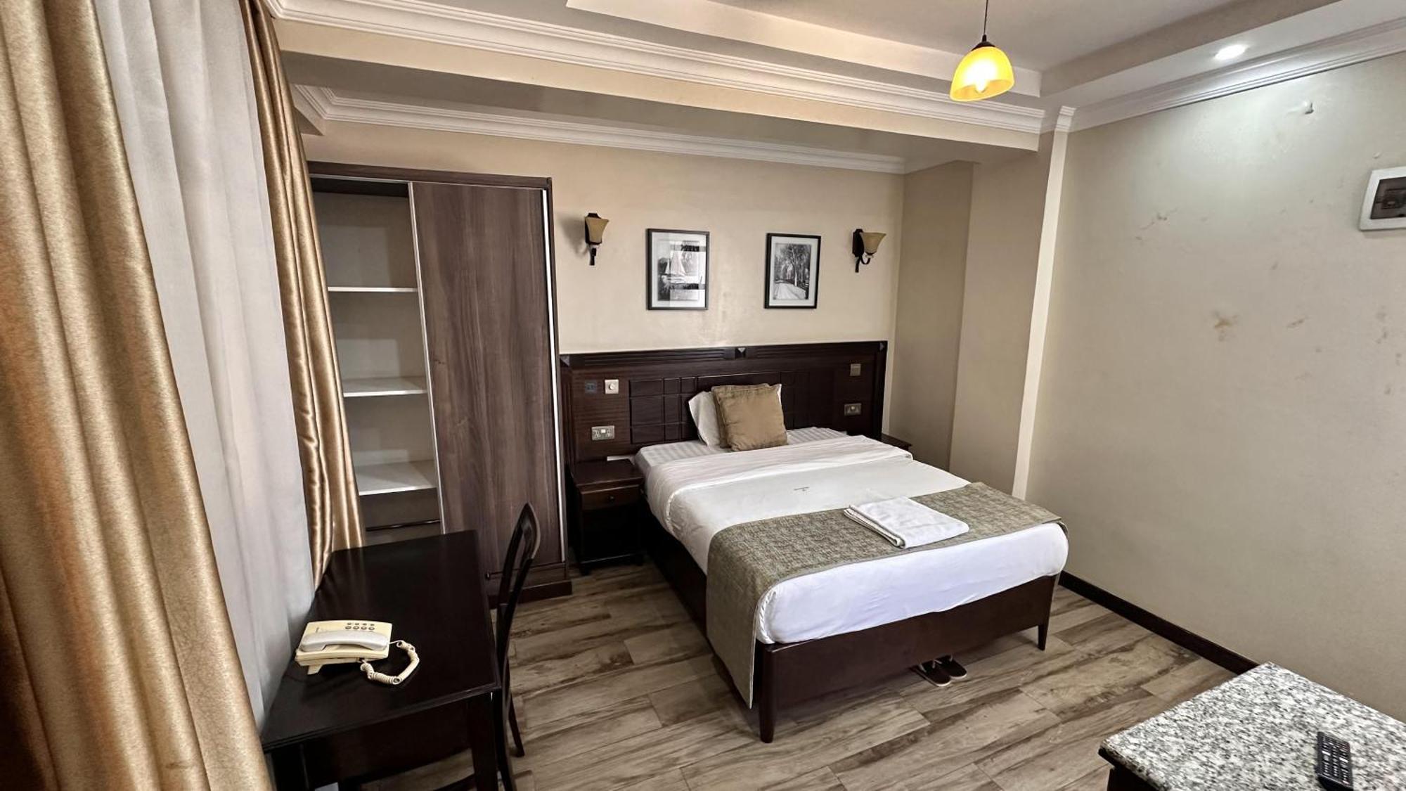 Hemak Suites Hotel Nairobi Bagian luar foto